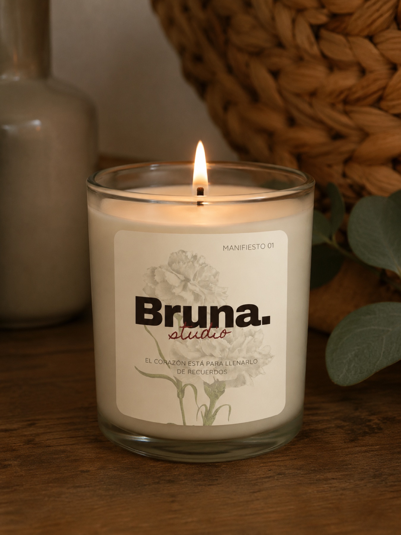 Vela Bruna Manifiesto 01 — El corazón está para llenarlo de recuerdos